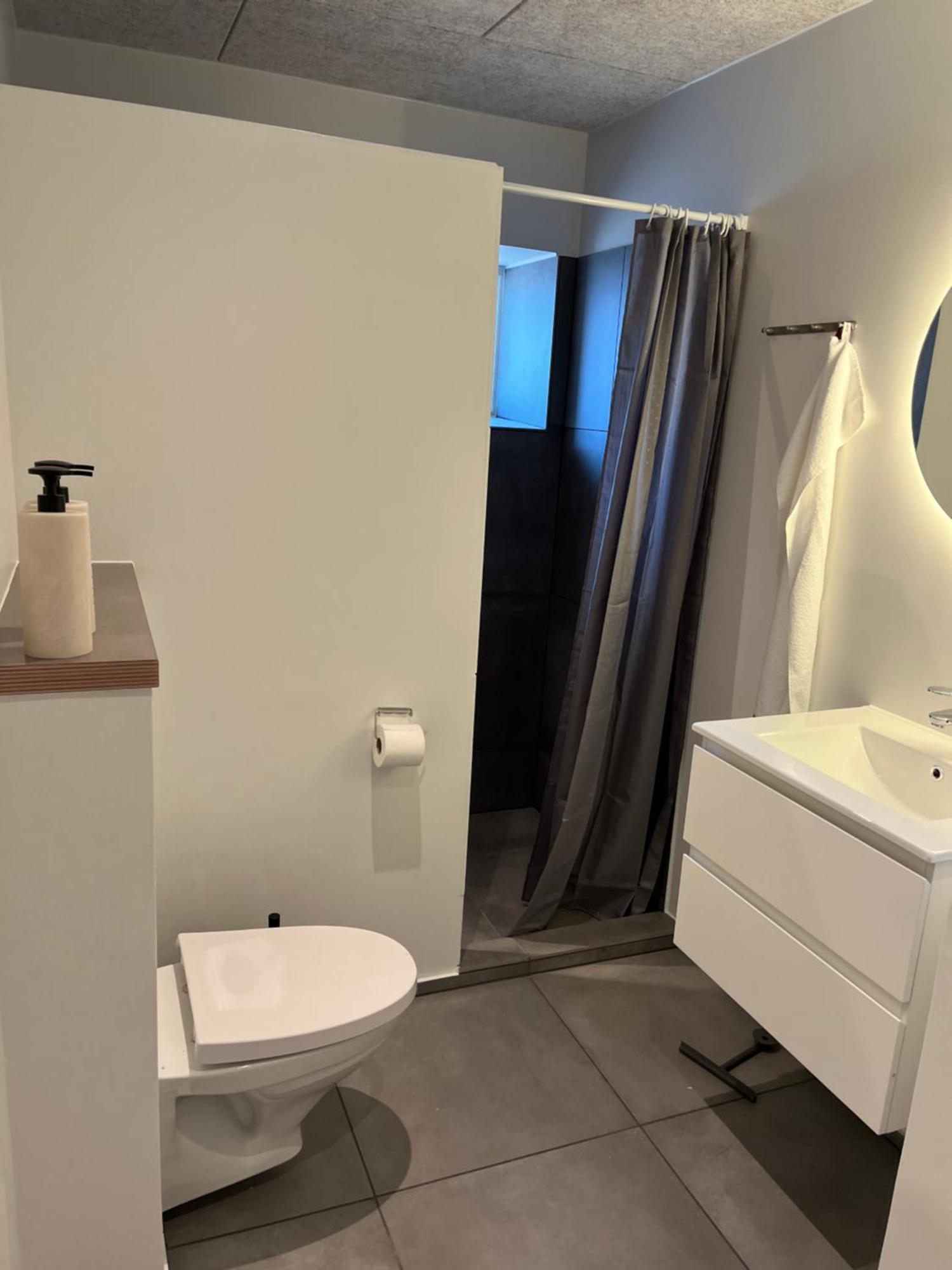 The Barn Guest House Give Bagian luar foto